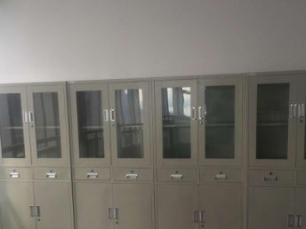 上海松江萬達旁二手辦公家具熱銷，助力企業低成本配置辦公空間